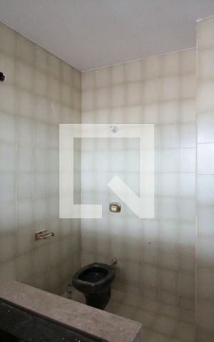 Casa à venda com 200m², 4 quartos e 4 vagasBanheiro