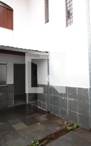 Casa à venda com 200m², 4 quartos e 4 vagasQuintal
