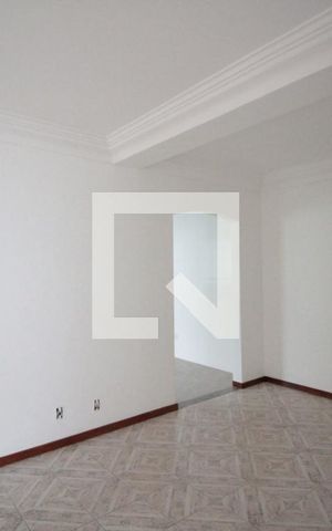 Casa à venda com 200m², 4 quartos e 4 vagasSala