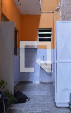 Casa à venda com 45m², 2 quartos e sem vagaÁrea de Serviço 