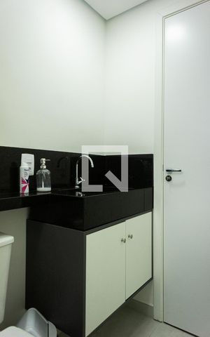 Apartamento para alugar com 30m², 1 quarto e sem vaga Apartamento para alugar com 30m², 1 quarto e sem vagaBanheiro