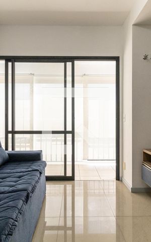 Apartamento à venda com 42m², 1 quarto e 1 vagaSala