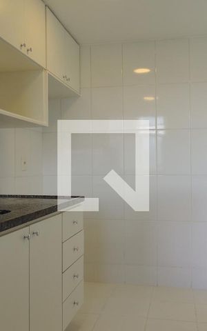 Apartamento para alugar com 59m², 2 quartos e 1 vagaCozinha - Armários