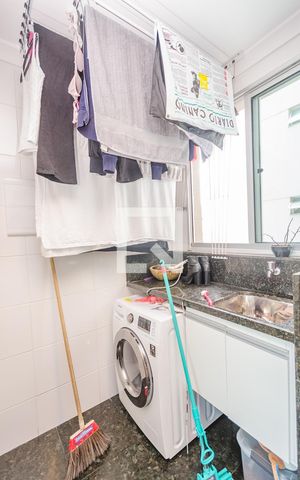 Apartamento à venda com 69m², 2 quartos e 2 vagas Apartamento à venda com 69m², 2 quartos e 2 vagasÁrea de Serviço