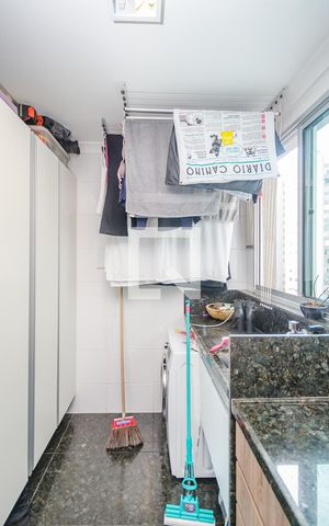 Apartamento à venda com 69m², 2 quartos e 2 vagas Apartamento à venda com 69m², 2 quartos e 2 vagasÁrea de Serviço