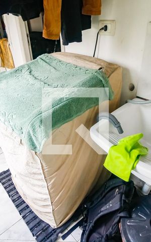 Apartamento à venda com 117m², 3 quartos e 2 vagas Apartamento à venda com 117m², 3 quartos e 2 vagasÁrea de Serviço