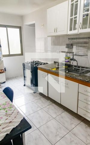 Apartamento à venda com 117m², 3 quartos e 2 vagas Apartamento à venda com 117m², 3 quartos e 2 vagasCozinha - Armários