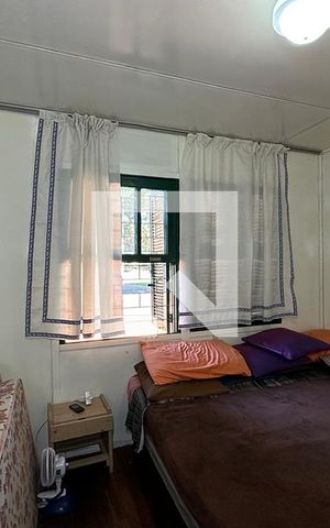 Casa à venda com 100m², 3 quartos e 2 vagasQuarto 2 