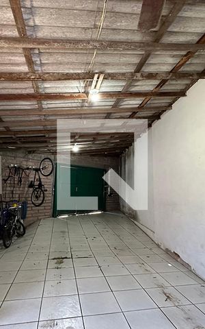 Casa à venda com 100m², 3 quartos e 2 vagasGaragem