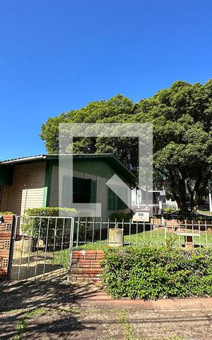 Casa à venda com 100m², 3 quartos e 2 vagasFachada