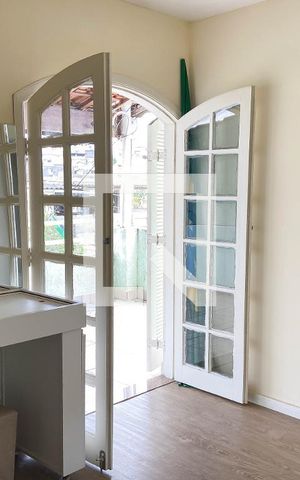 Casa à venda com 200m², 3 quartos e 2 vagasSuíte 1