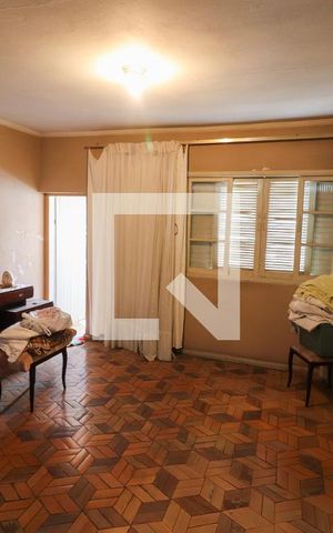 Casa à venda com 200m², 4 quartos e 2 vagasQuarto 3