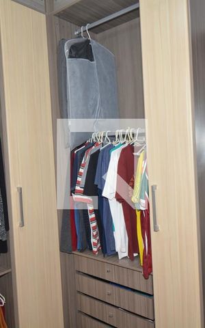 Casa à venda com 217m², 4 quartos e 2 vagasCloset da suíte