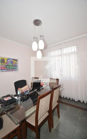 Casa à venda com 217m², 4 quartos e 2 vagasSala de Jantar