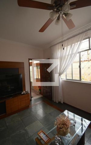 Casa à venda com 217m², 4 quartos e 2 vagasSala de Estar