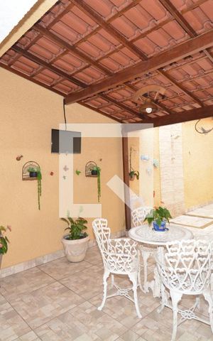 Casa à venda com 217m², 4 quartos e 2 vagasChurrasqueira