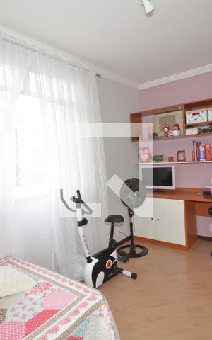 Casa à venda com 217m², 4 quartos e 2 vagasQuarto 2 do Segundo Piso