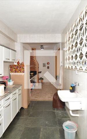 Casa à venda com 217m², 4 quartos e 2 vagasÁrea de Serviço do Primeiro Piso