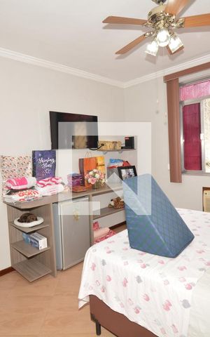 Casa à venda com 217m², 4 quartos e 2 vagasSuíte do Segundo Piso