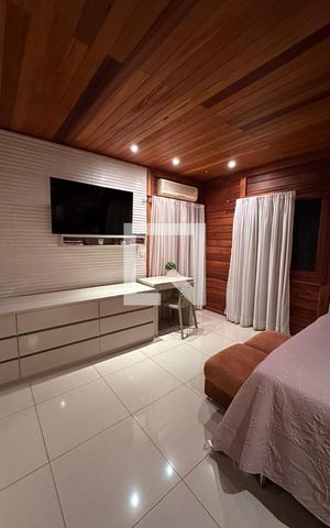 Casa de condomínio para alugar com 810m², 4 quartos e 3 vagas Casa de condomínio para alugar com 810m², 4 quartos e 3 vagasQuarto 1