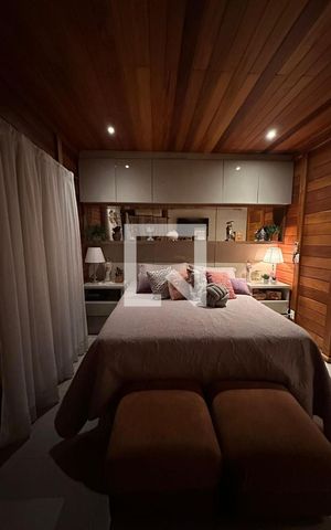 Casa de condomínio para alugar com 810m², 4 quartos e 3 vagas Casa de condomínio para alugar com 810m², 4 quartos e 3 vagasQuarto 1