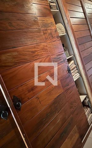 Casa de condomínio para alugar com 810m², 4 quartos e 3 vagas