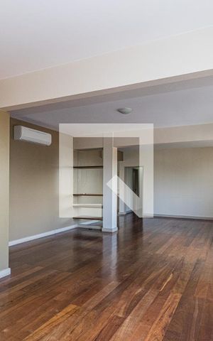 Apartamento à venda com 200m², 3 quartos e 1 vagaSala