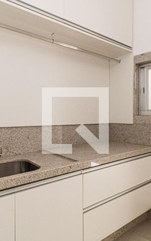 Apartamento à venda com 200m², 3 quartos e 1 vagaÁrea de Serviço