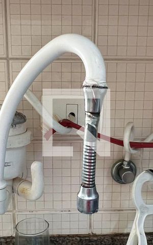 Apartamento à venda com 80m², 2 quartos e 2 vagasCozinha
