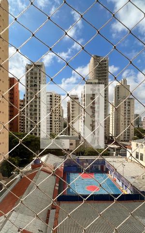 Apartamento à venda com 80m², 2 quartos e 2 vagasVista