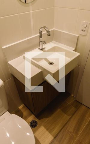 Studio à venda com 21m², 1 quarto e sem vaga Studio à venda com 21m², 1 quarto e sem vagaBanheiro