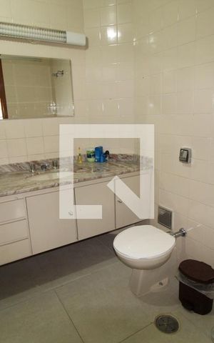 Apartamento à venda com 130m², 3 quartos e 1 vagaBanheiro