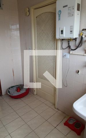 Apartamento à venda com 130m², 3 quartos e 1 vagaÁrea de Serviço