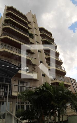 Apartamento à venda com 130m², 3 quartos e 1 vagaFachada