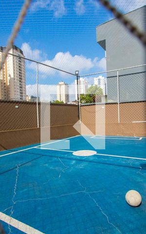 Apartamento para alugar com 60m², 2 quartos e 1 vagaÁrea comum - Quadra esportiva