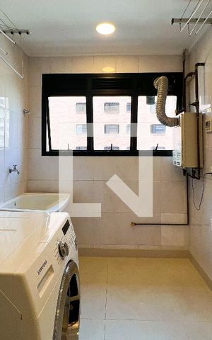 Apartamento à venda com 357m², 4 quartos e 4 vagasÁrea de Serviço