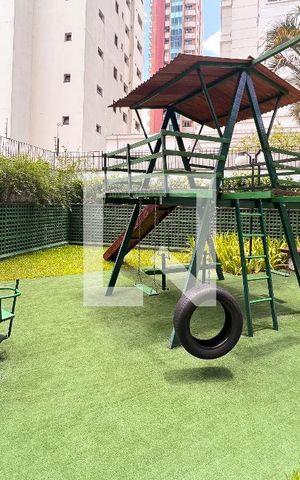 Apartamento à venda com 357m², 4 quartos e 4 vagasÁrea comum - Playground