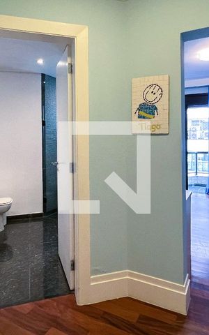 Apartamento à venda com 357m², 4 quartos e 4 vagasSuíte 3