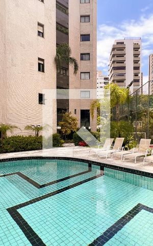 Apartamento à venda com 357m², 4 quartos e 4 vagasÁrea comum - Piscina