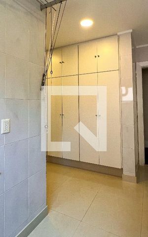 Apartamento à venda com 357m², 4 quartos e 4 vagasÁrea de Serviço
