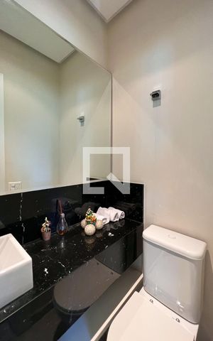 Apartamento à venda com 357m², 4 quartos e 4 vagasLavabo