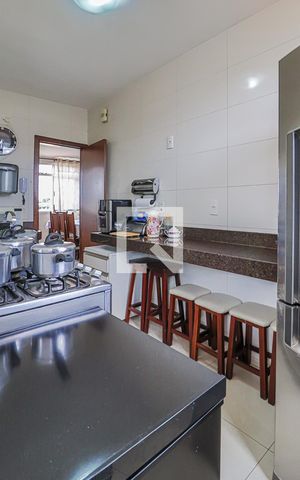 Apartamento à venda com 142m², 4 quartos e 1 vagaCozinha