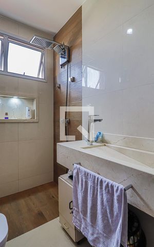 Apartamento à venda com 142m², 4 quartos e 1 vagaBanheiro