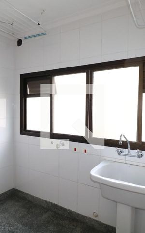 Apartamento à venda com 384m², 4 quartos e 4 vagasArea de Servço