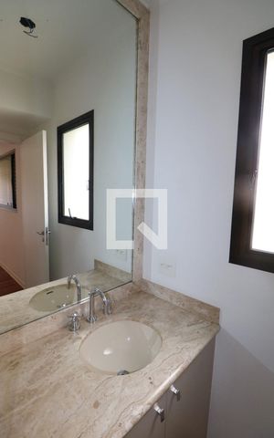 Apartamento à venda com 384m², 4 quartos e 4 vagasSuite do Quarto 4