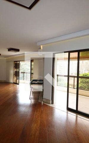 Apartamento à venda com 384m², 4 quartos e 4 vagasSala