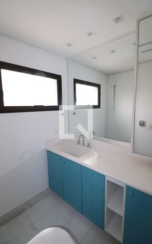 Apartamento à venda com 384m², 4 quartos e 4 vagasSuite do  Quarto 2