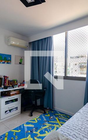 Apartamento à venda com 140m², 4 quartos e 2 vagas Apartamento à venda com 140m², 4 quartos e 2 vagasQuarto