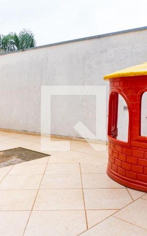 Casa de condomínio à venda com 58m², 2 quartos e 1 vaga Casa de condomínio à venda com 58m², 2 quartos e 1 vagaÁrea comum - Playground