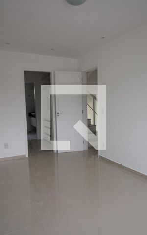 Casa à venda com 180m², 4 quartos e 2 vagas Casa à venda com 180m², 4 quartos e 2 vagasSuíte 1
